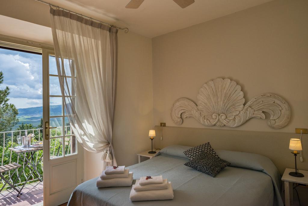 Hotel Il Cavallino Blu Volterra Buitenkant foto