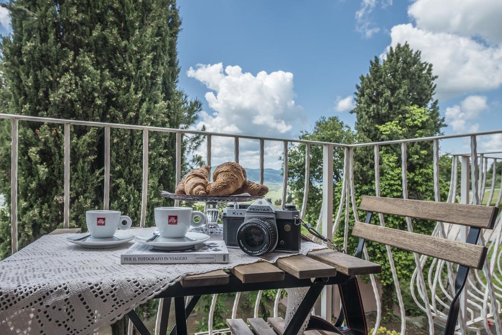 Hotel Il Cavallino Blu Volterra Buitenkant foto