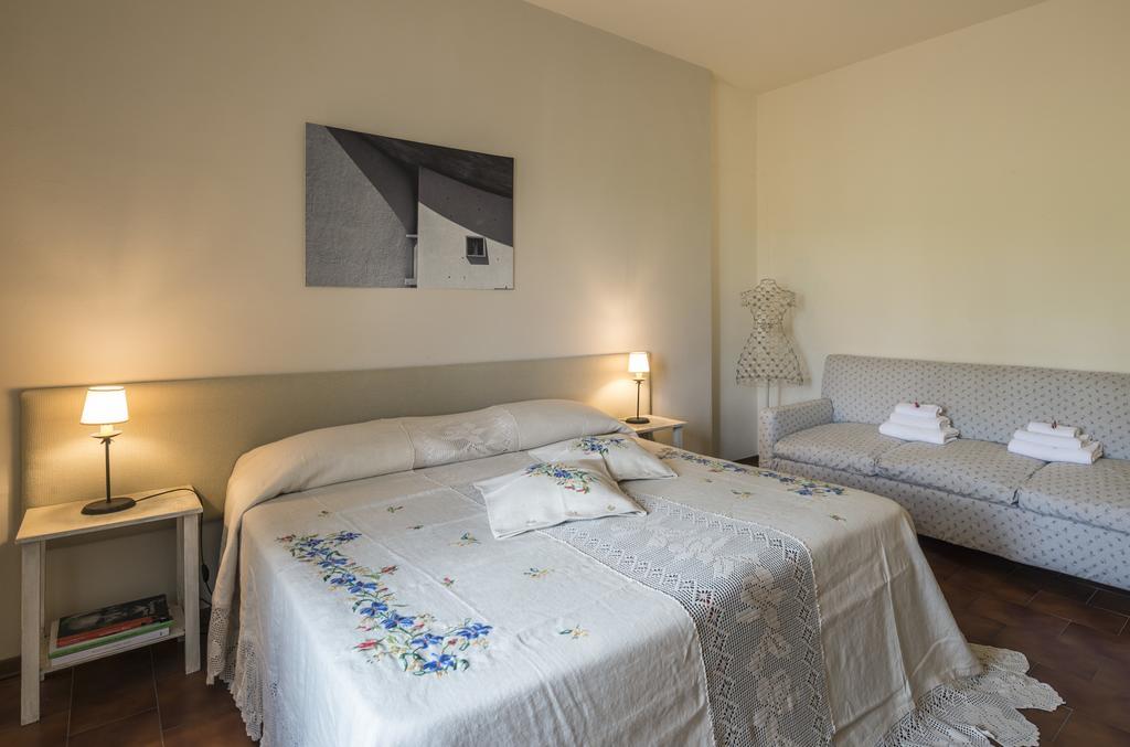 Hotel Il Cavallino Blu Volterra Buitenkant foto