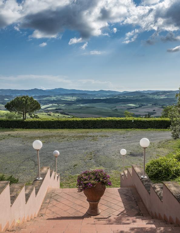 Hotel Il Cavallino Blu Volterra Buitenkant foto