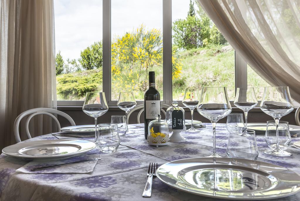 Hotel Il Cavallino Blu Volterra Buitenkant foto
