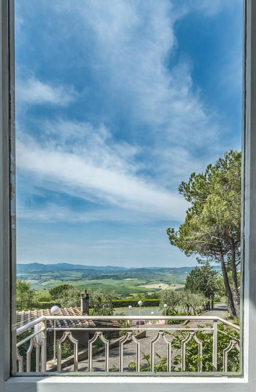 Hotel Il Cavallino Blu Volterra Buitenkant foto